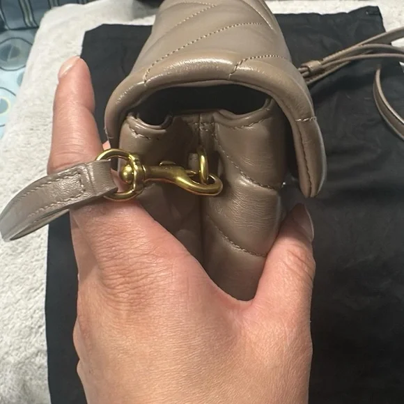 YSL Lou Lou Mini - Picture 11 of 12